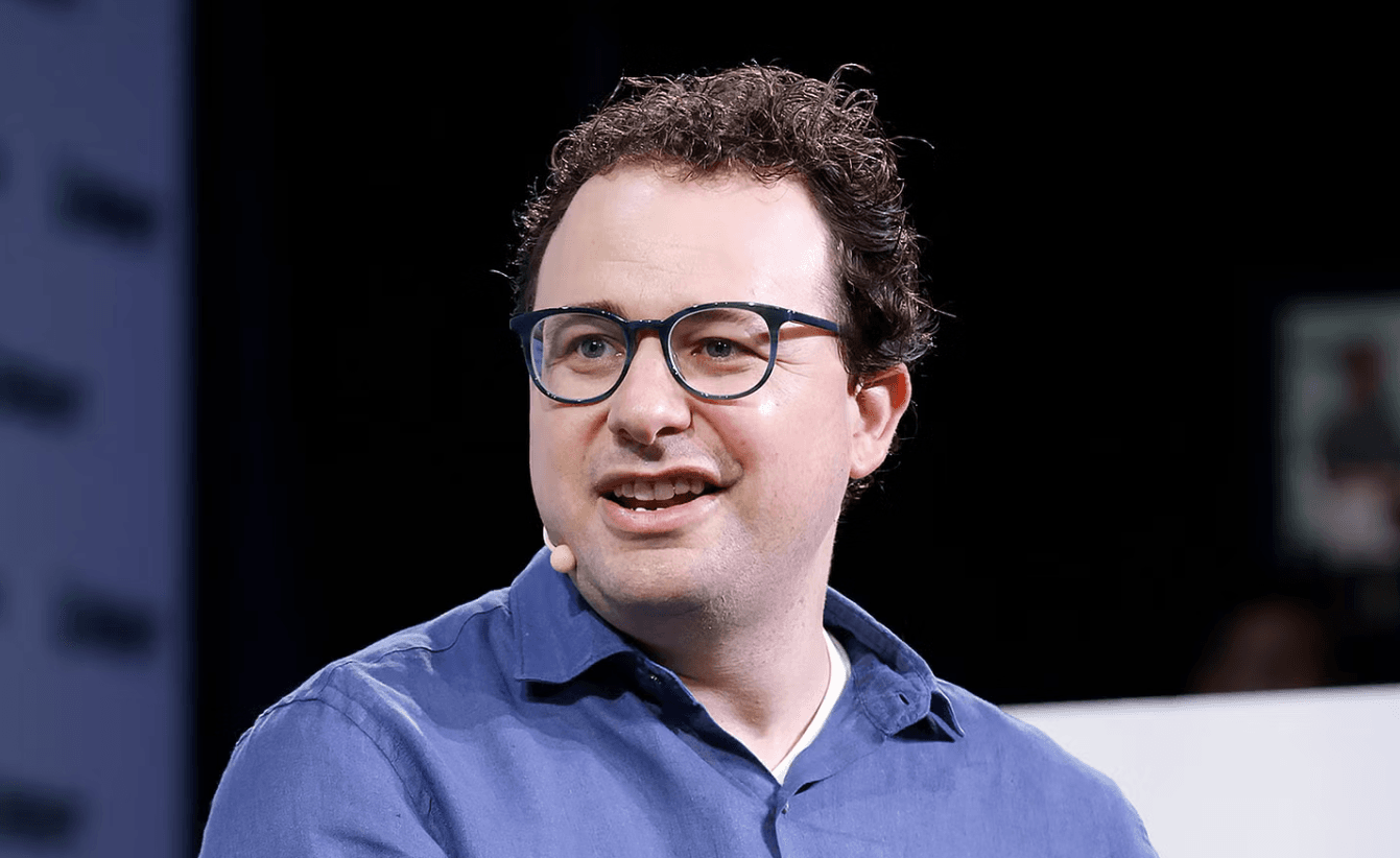 What the Claude Buzz Says About the Current AI Race