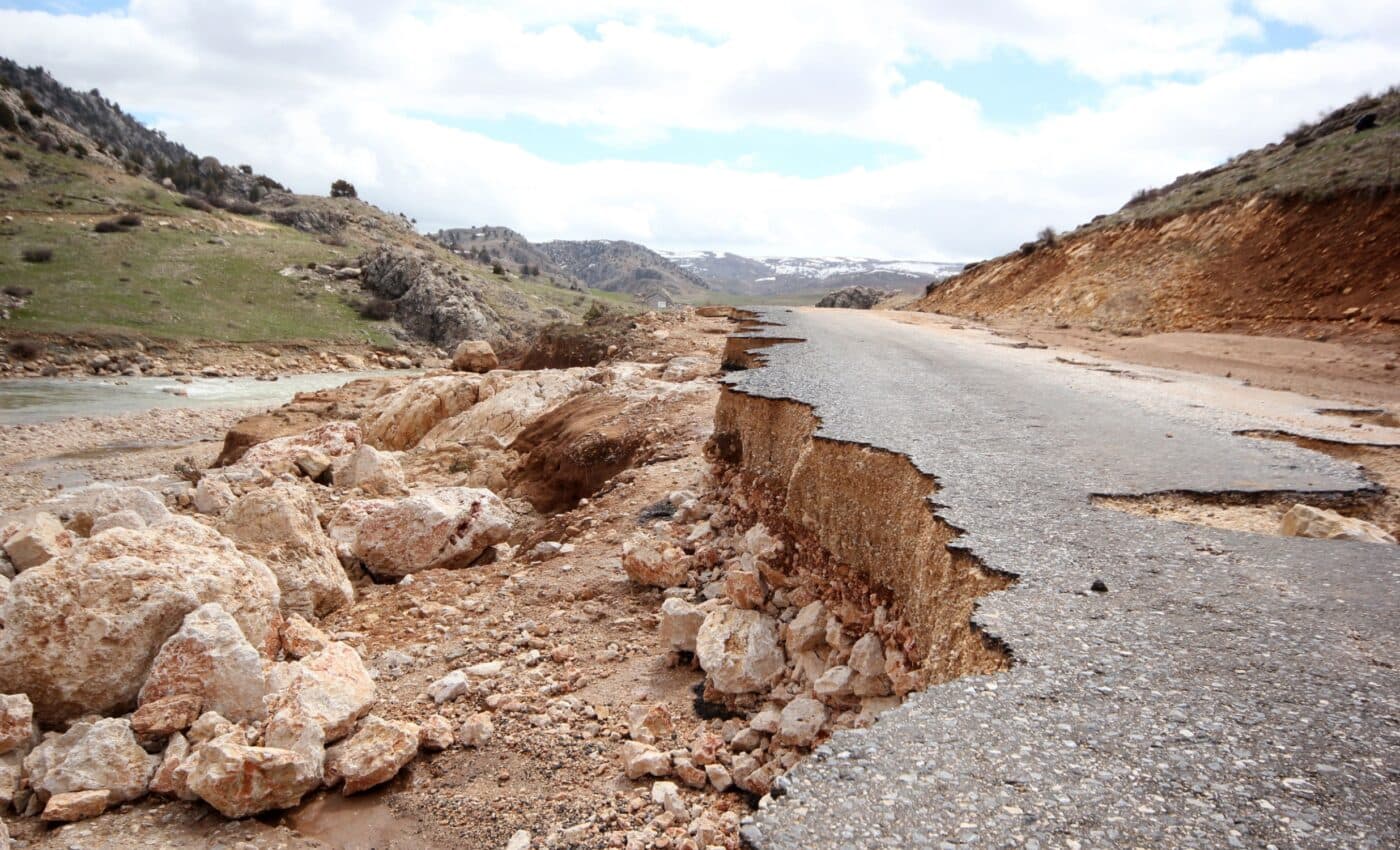 Illustration highlighting the scale of human exposure to subsidence-related risk