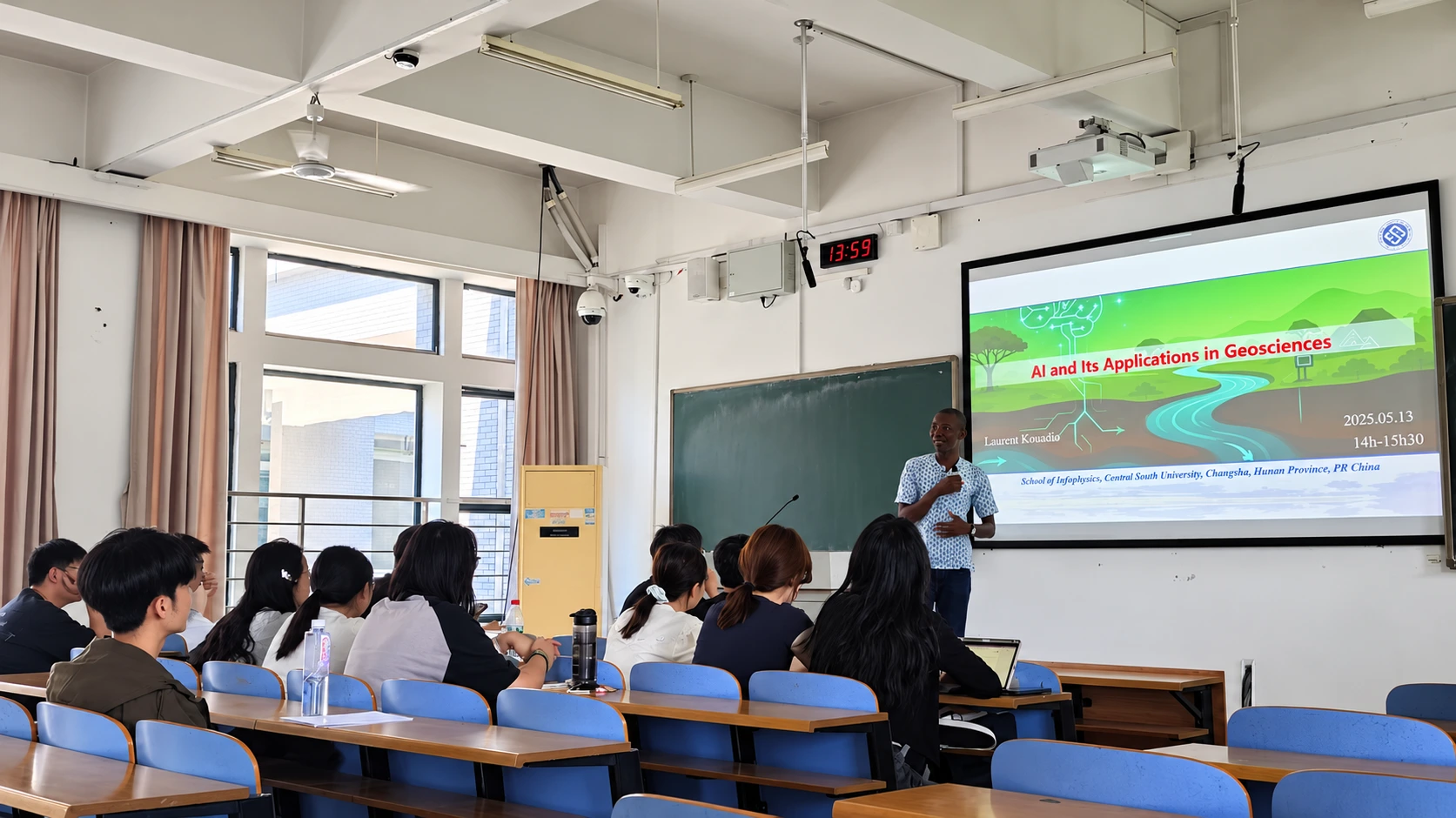 Laurent Kouadio lecturing on AI and its applications in geosciences, Central South University, May 2025
